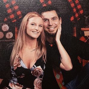 Meet your Posher, Thea